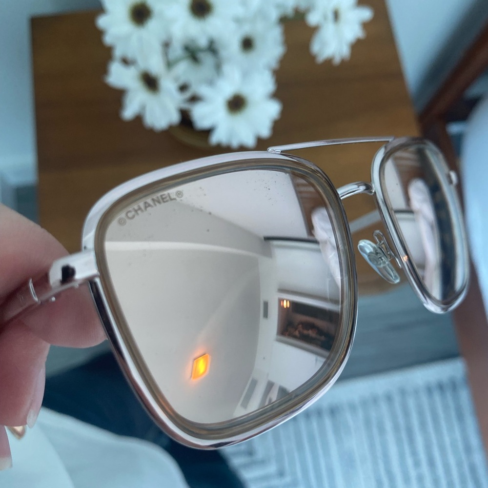 Chanel Classic Stylish Designer Rose Gold Mirror Sunglasses - Picture 7 of 10